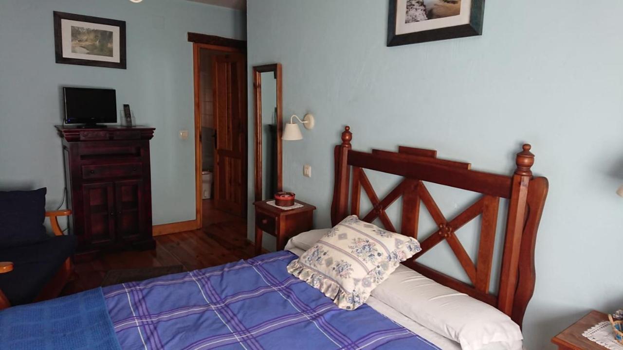 Artesano I Y III Guest House Наваредонда де Гредос Екстериор снимка