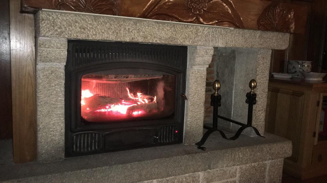 Artesano I Y III Guest House Наваредонда де Гредос Екстериор снимка